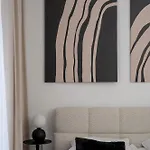 Mieszczanska Elegant With Balcony By Renters Prestige Wroclaw