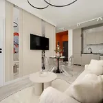 Mieszczanska Elegant With Balcony By Renters Prestige * Wroclaw