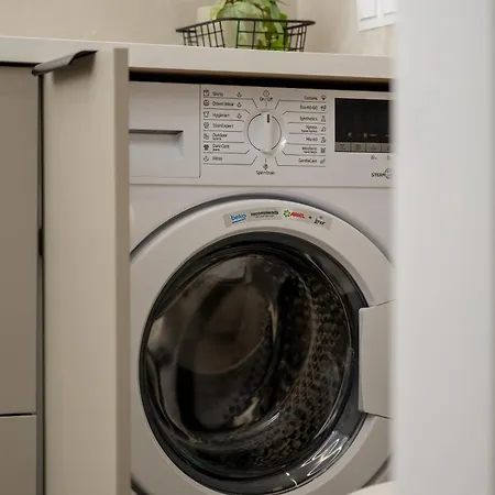 Mieszczanska Elegant With Balcony By Renters Prestige