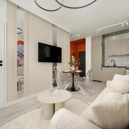 Mieszczanska Elegant With Balcony By Renters Prestige * Breslavia