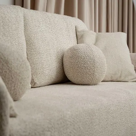 Mieszczanska Elegant With Balcony By Renters Prestige Breslavia