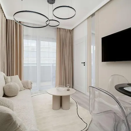 Mieszczanska Elegant With Balcony By Renters Prestige Wrocław