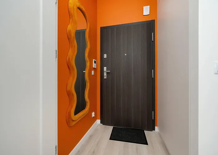 Mieszczanska Elegant With Balcony By Renters Prestige דירה