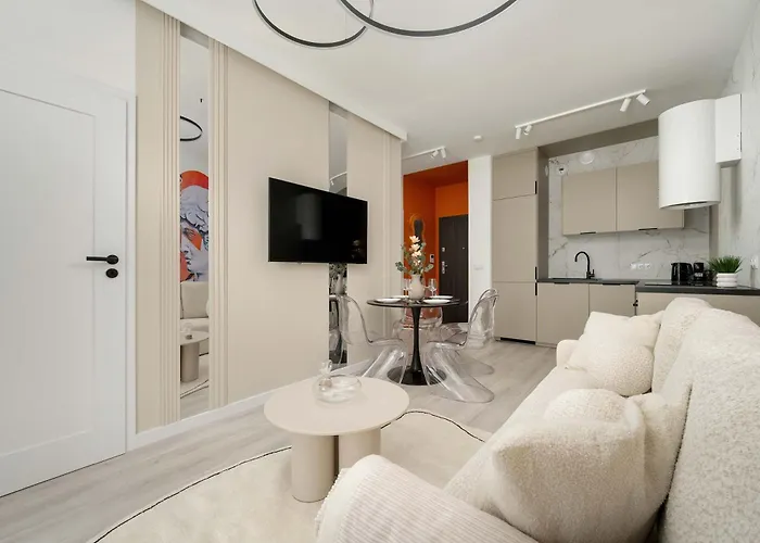 Mieszczanska Elegant With Balcony By Renters Prestige * ורוצלב